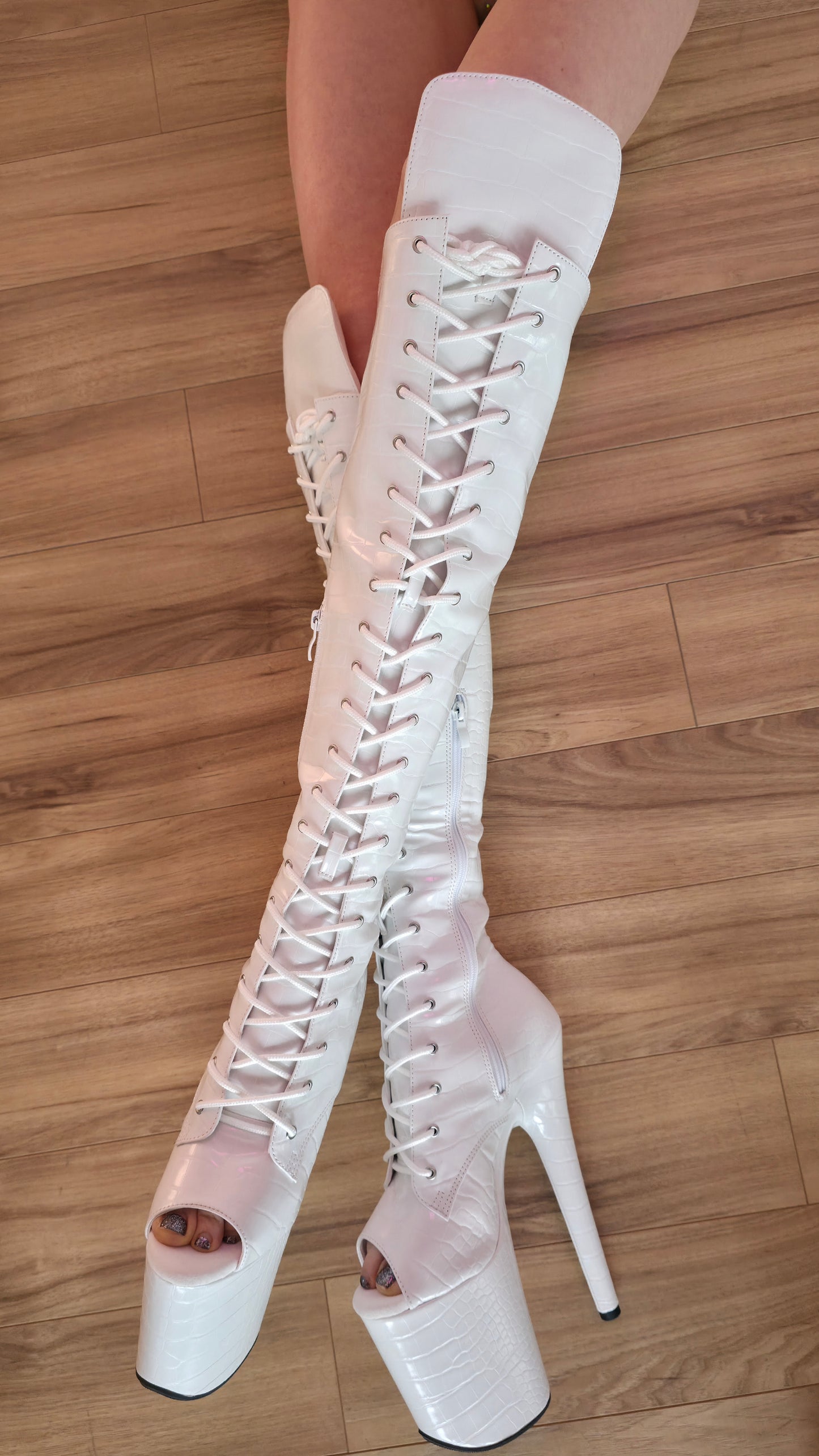 Weiße Overknee Open-Toe Platform Pole Boots 20 cm mit Front-Schnürung