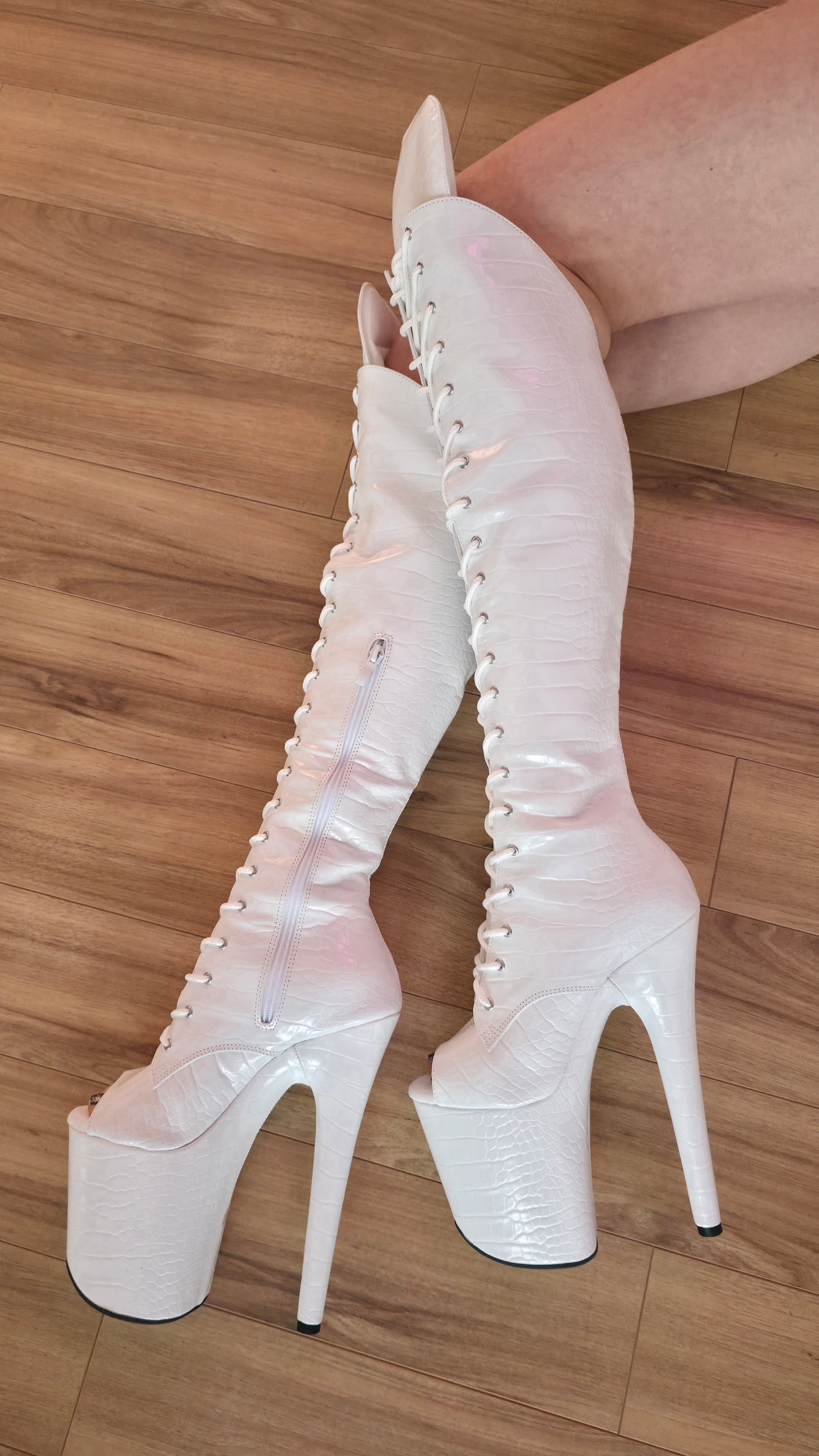 Weiße Overknee Platform Pole Boots 20 cm mit Reißverschluss hinten